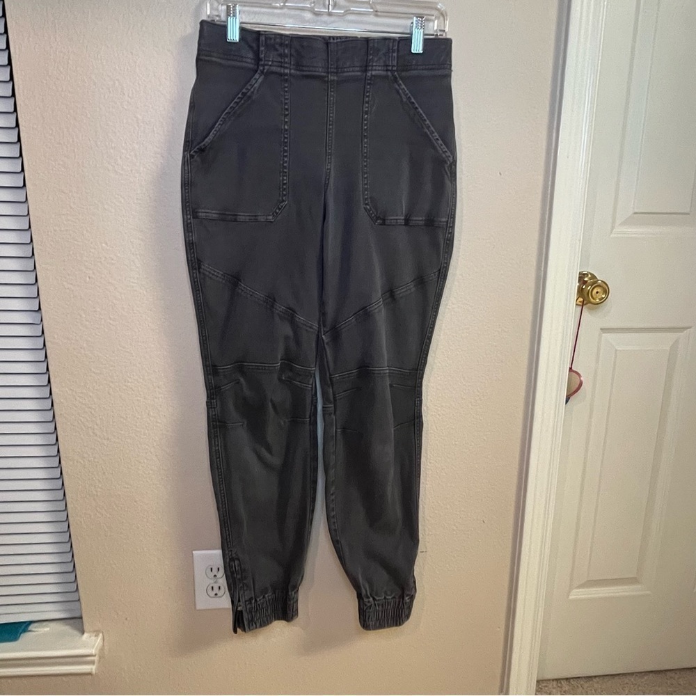 Spanx, Stretch Twill Cargo Jogger Pants Size M, Color: Washed Black - Picture 8 of 8